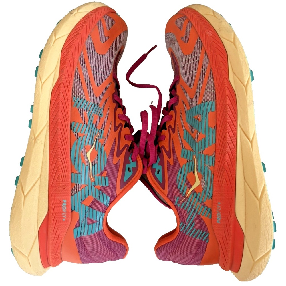 HOKA ONE ONE Tecton X 2 Cherries Jubilee Flame Trail Race Sneaker Womens 10.5B